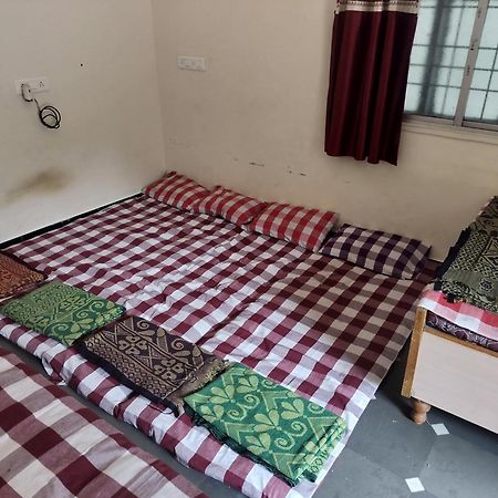 Samarth Sawali Guest House, Vidhyanagar Akkalkot Akalkot Dış mekan fotoğraf
